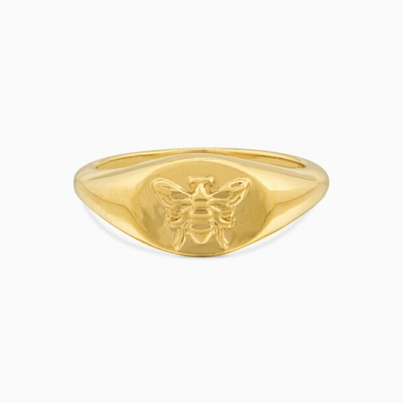 Mejuri Jewelry - Mejuri honey bee signet ring